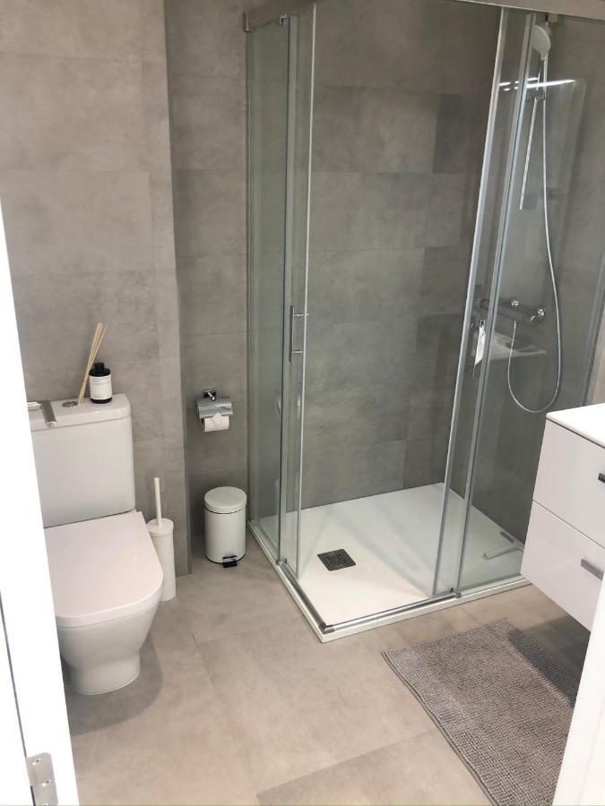 Cp High Floor Luxury Studio With Sea View 直布罗陀 外观 照片