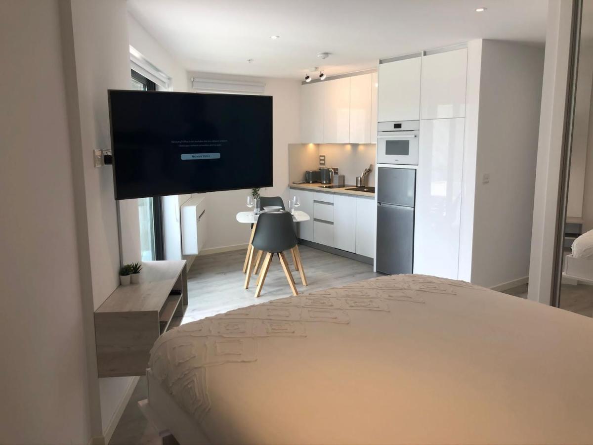 Cp High Floor Luxury Studio With Sea View 直布罗陀 外观 照片